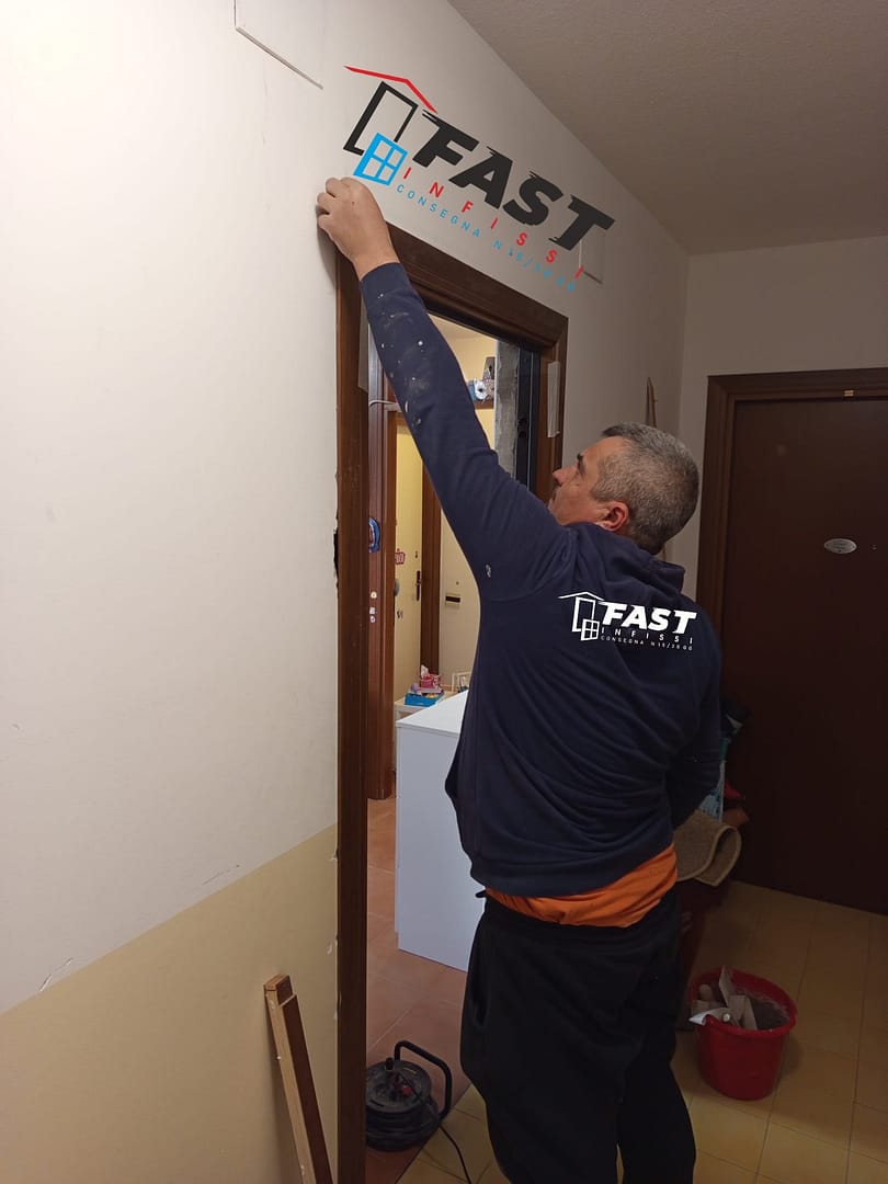 Fornitura e posa in opera di nuovo portone blindato Arcola La Spezia