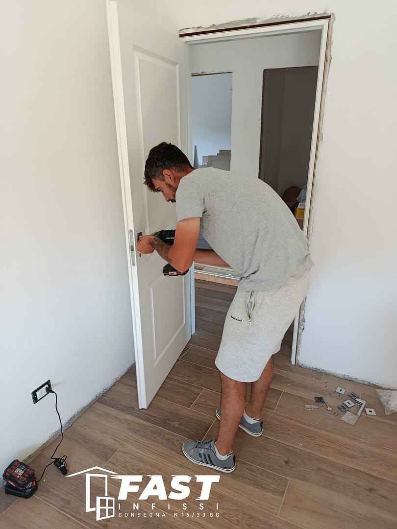 Fornitura e posa in opera di nuove porte da interno La Spezia